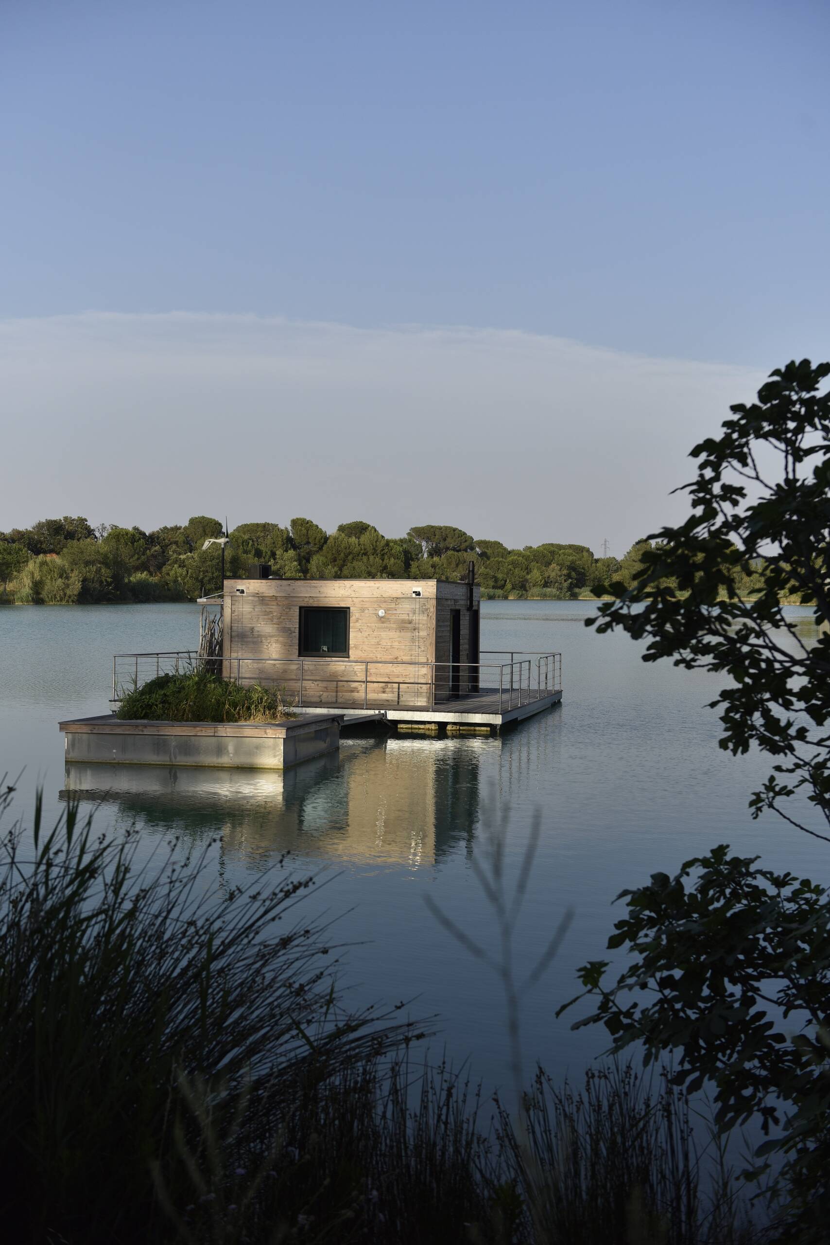Extérieur - vue lac - Cabanes Utopie - Cabanes des grands cépages ©HerveHote