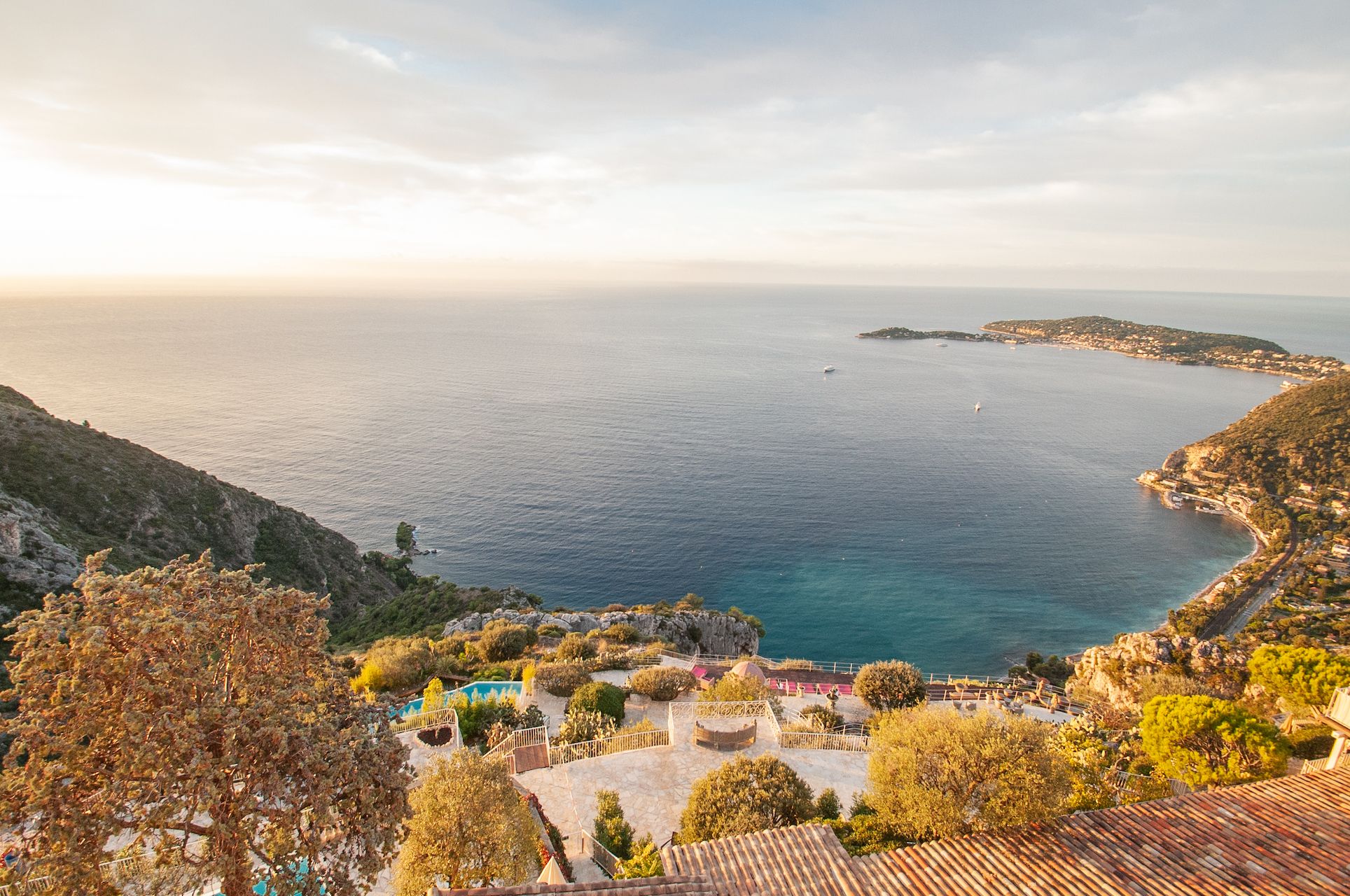 Vue sur la mer La Chèvre d'Or @James Pouliot