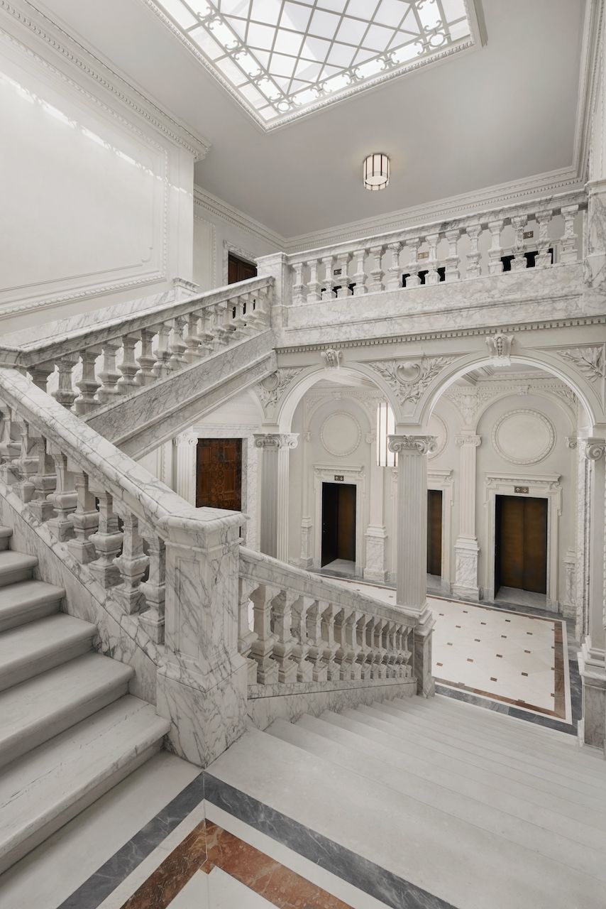 Hôtel Six Senses Rome, suite deluxe escalier vertical @Resort Photographer ; hotel &hamp