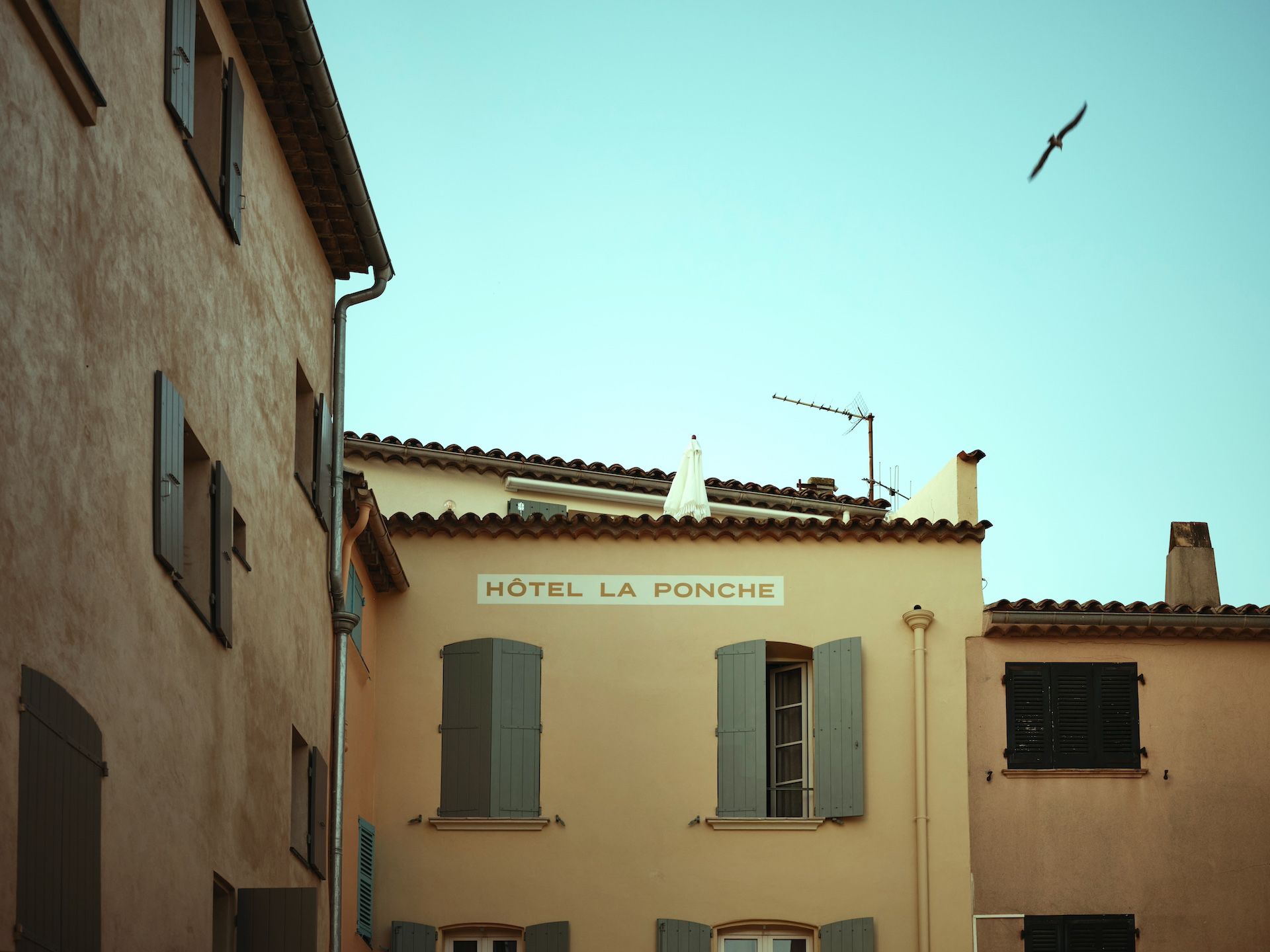 Exterieur hôtel HLP @julielimont