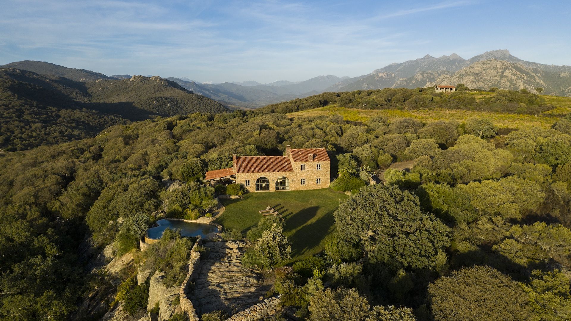 France, Corse du Sud (2A), Domaine de Murtoli, maison U Fragnu (vue aerienne)