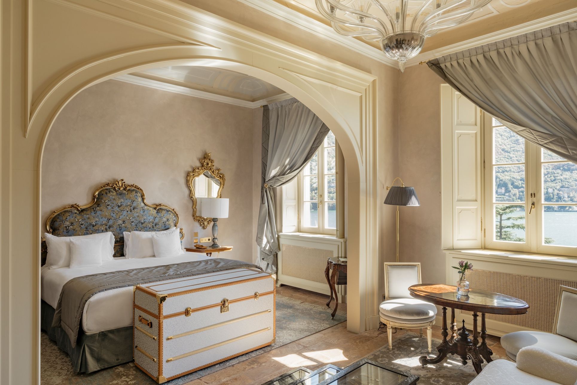 Junior Suite in the Villa with lake view