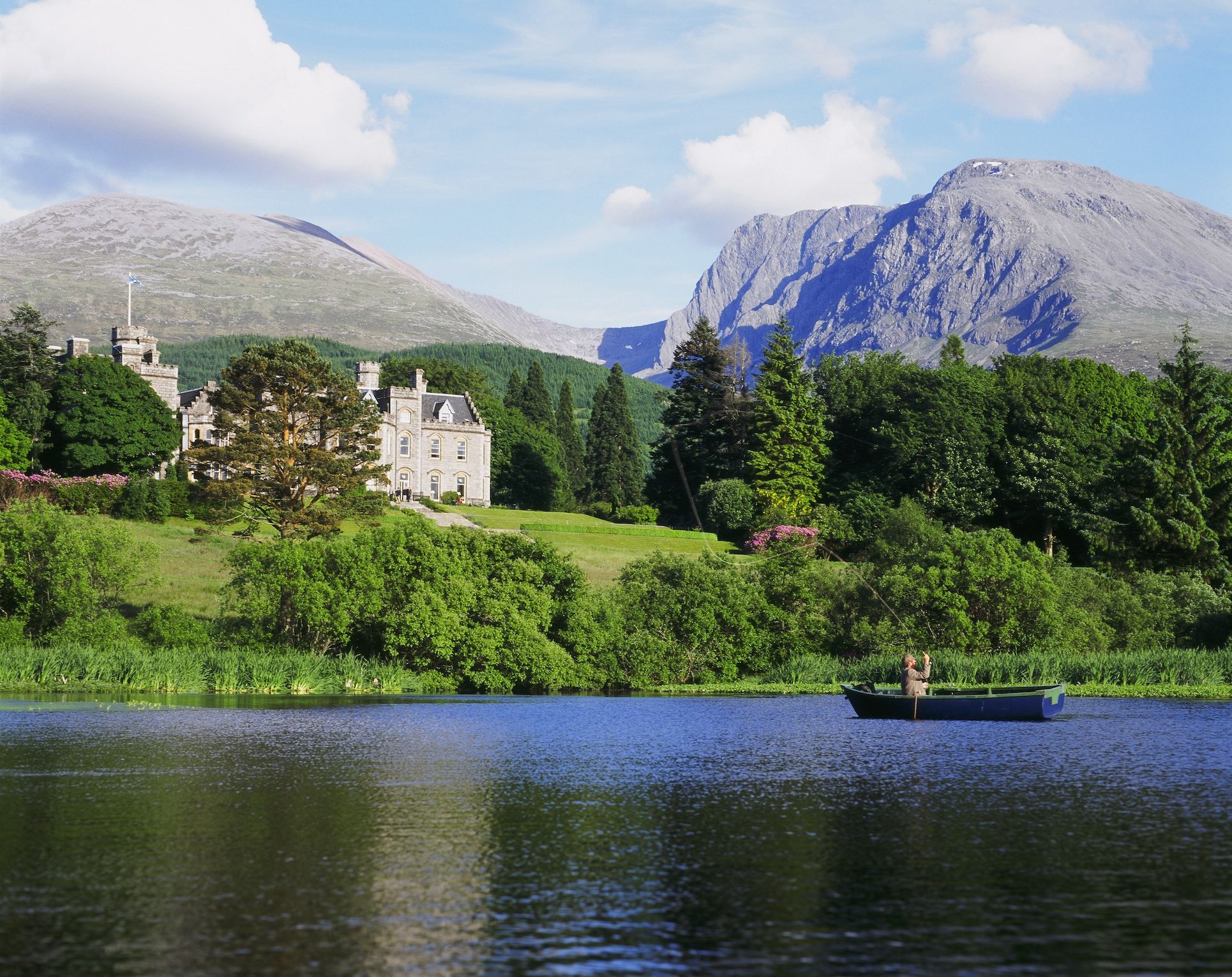 Le château vu du lac