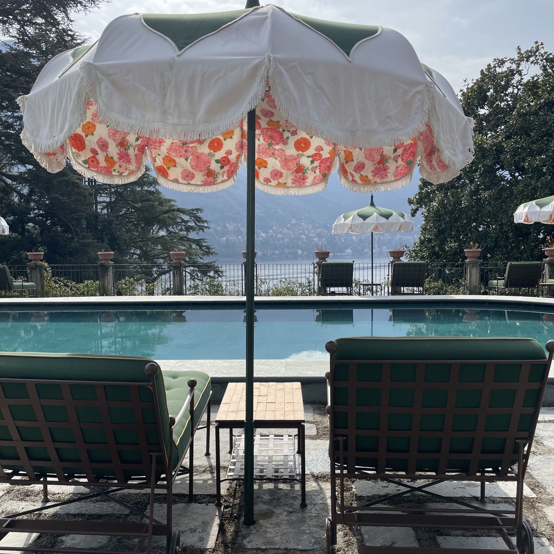 Passalacqua Lake Como la piscine vue lac © Capucine Plume
