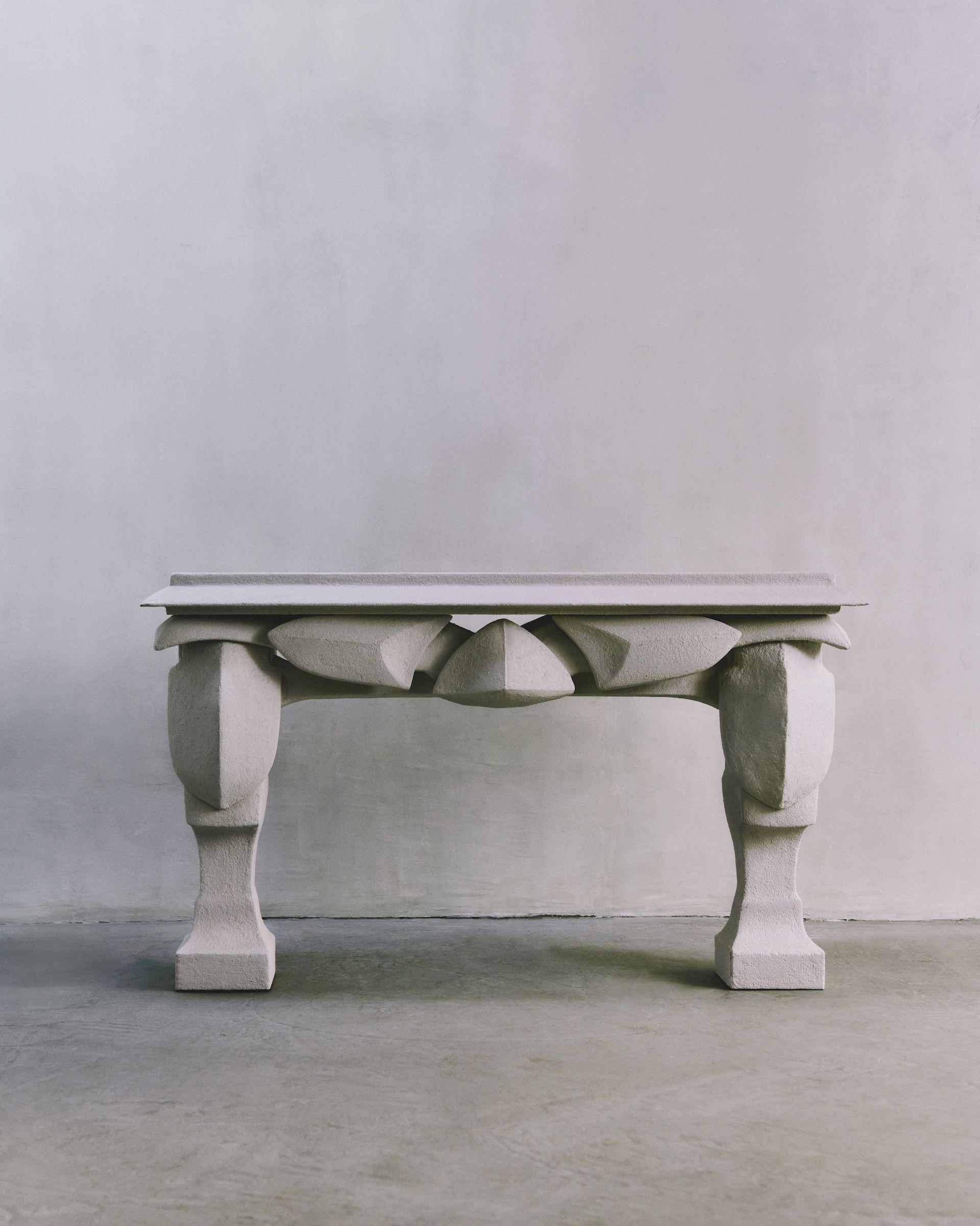 Console UCHH Carton Pierre Circa2025 de MAY Maylis et CharlesTassin et MathildeHilley