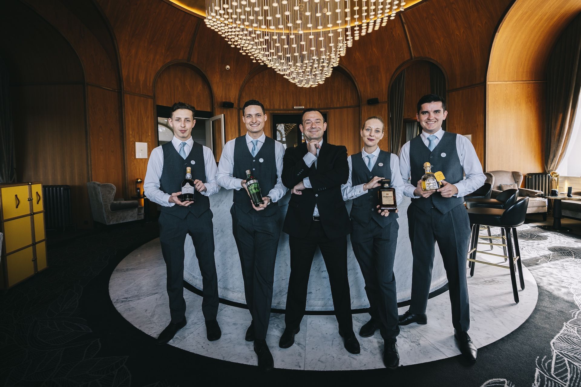 HOTEL ROYAL_Le Bar © Nicolas Jacquemin