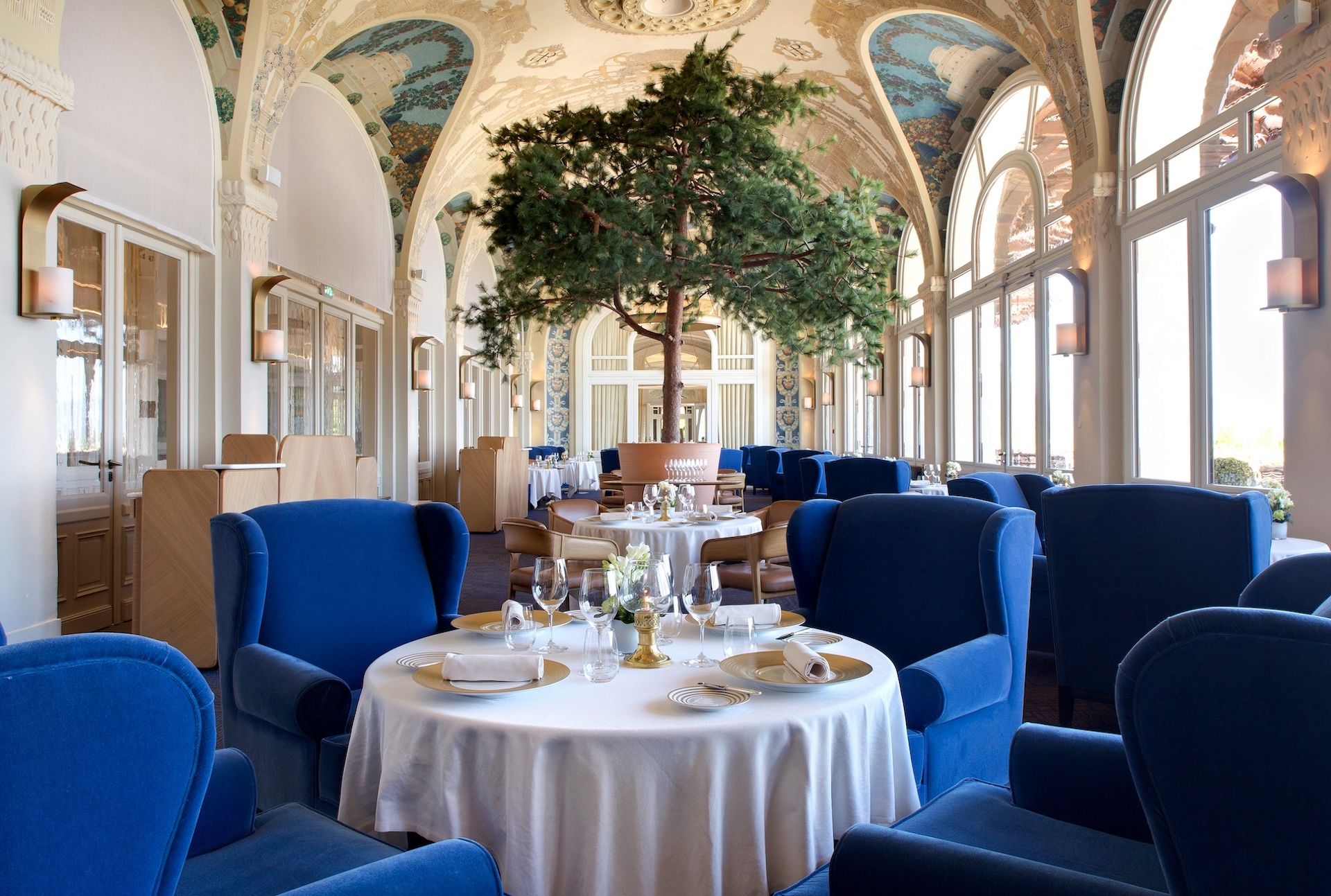 HOTEL ROYAL_Restaurant Les Fresques © Pascal Raynaud