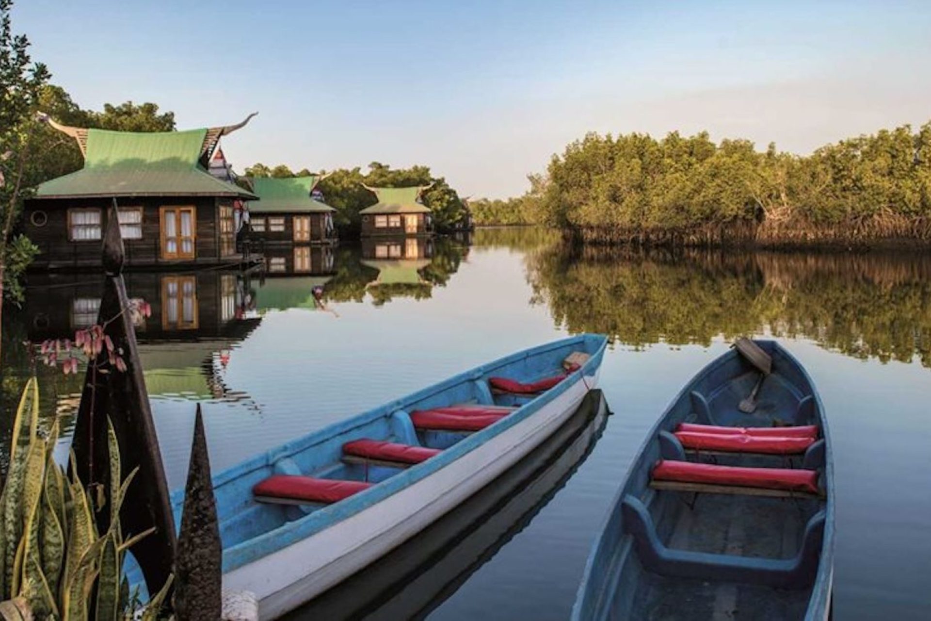 Vue de l'exterieur Mandina Lodge - DR