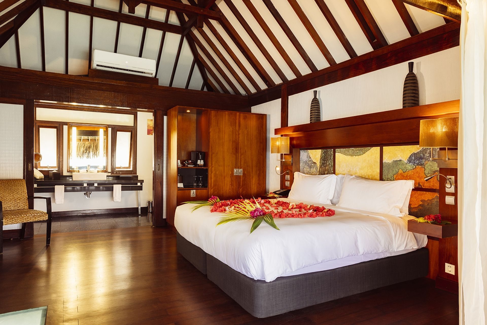 Interieur des bungalow Superieur - Hotel Moorea - DR