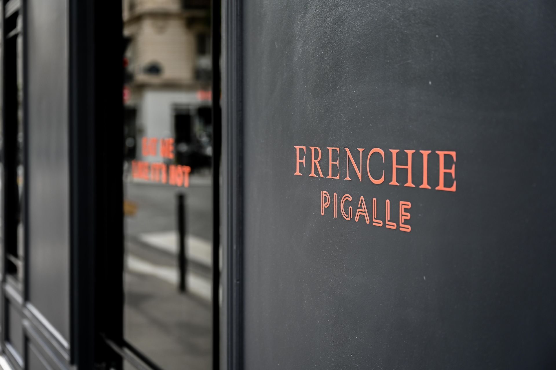 Grand Pigalle Hotel exterior ©GeraldineMartens